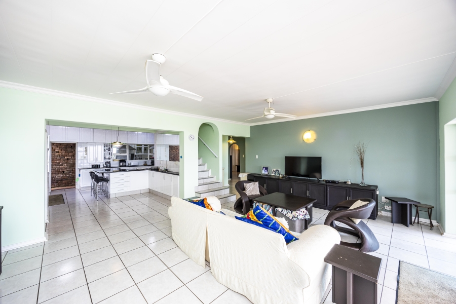 4 Bedroom Property for Sale in Cintsa East Eastern Cape